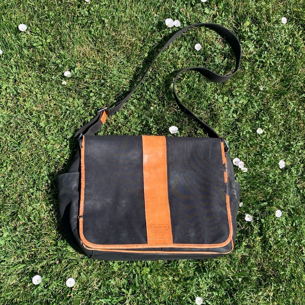 📚💐 Coach Laptop Bag 💐📚